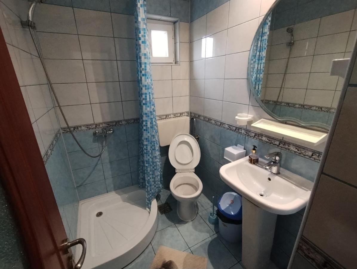 Отель Casa Aura 1 Костинешти Экстерьер фото